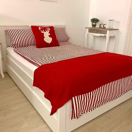 Ferienwohnung Pipergast Mit Terrasse Oerlinghausen Exteriör bild